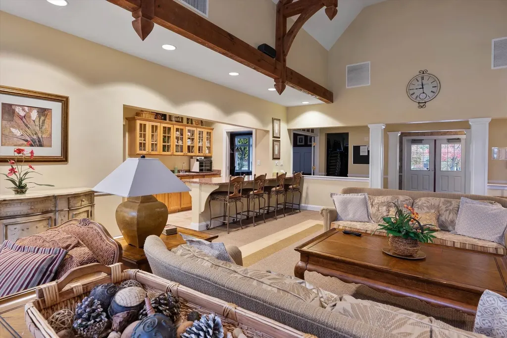 5 Sally Sweets Way Salem NH 03079