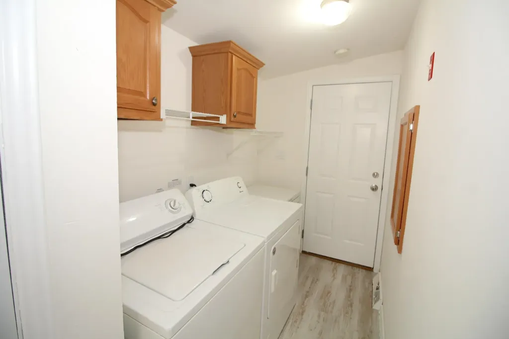 30 Sawmill Ridge Sandown NH 03873