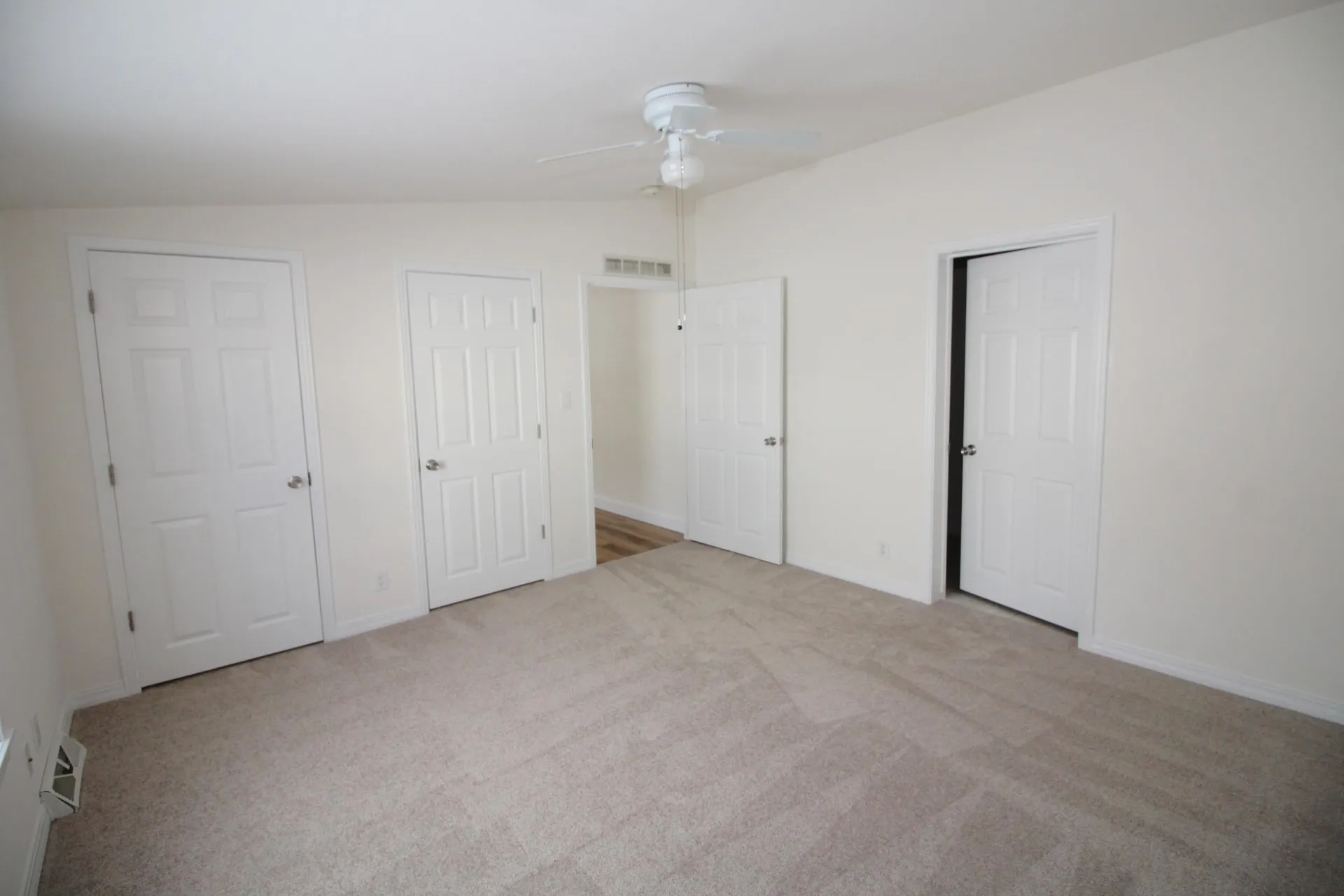 30 Sawmill Ridge Sandown NH 03873