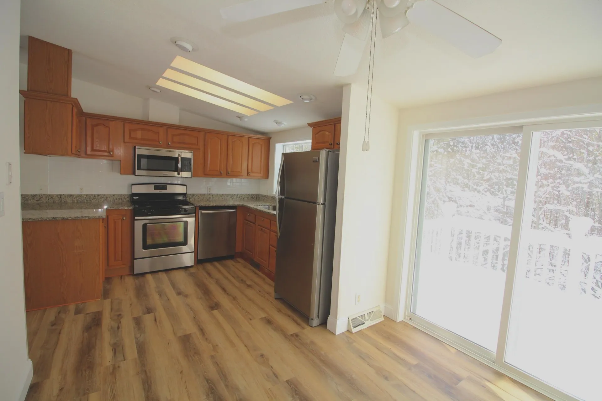 30 Sawmill Ridge Sandown NH 03873