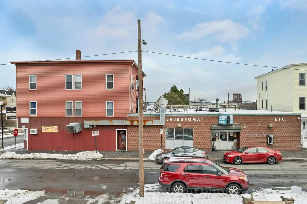 160 Amory Street Manchester NH 03102