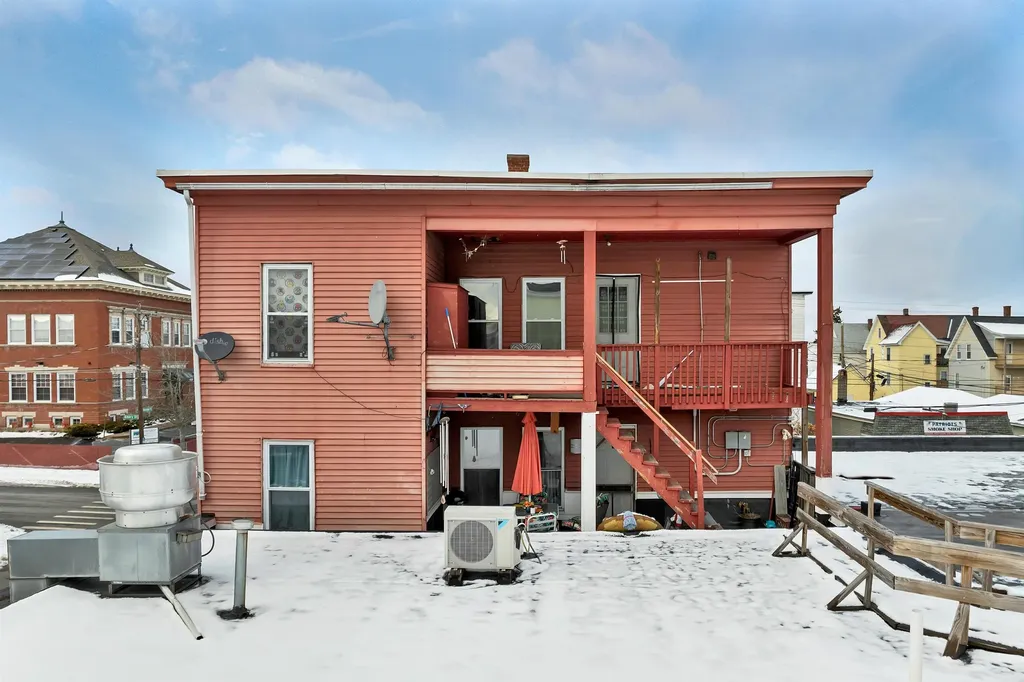 160 Amory Street Manchester NH 03102