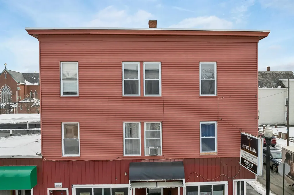 160 Amory Street Manchester NH 03102