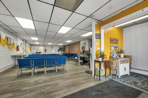 160 Amory Street Manchester NH 03102