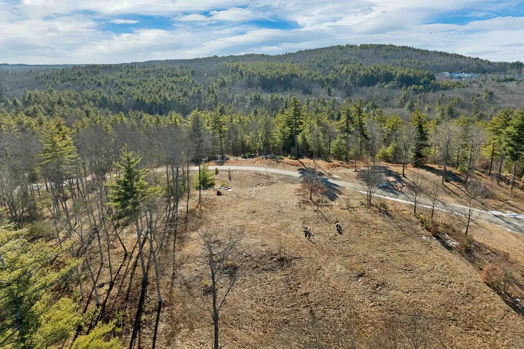 34 Stable Road Milford NH 03055