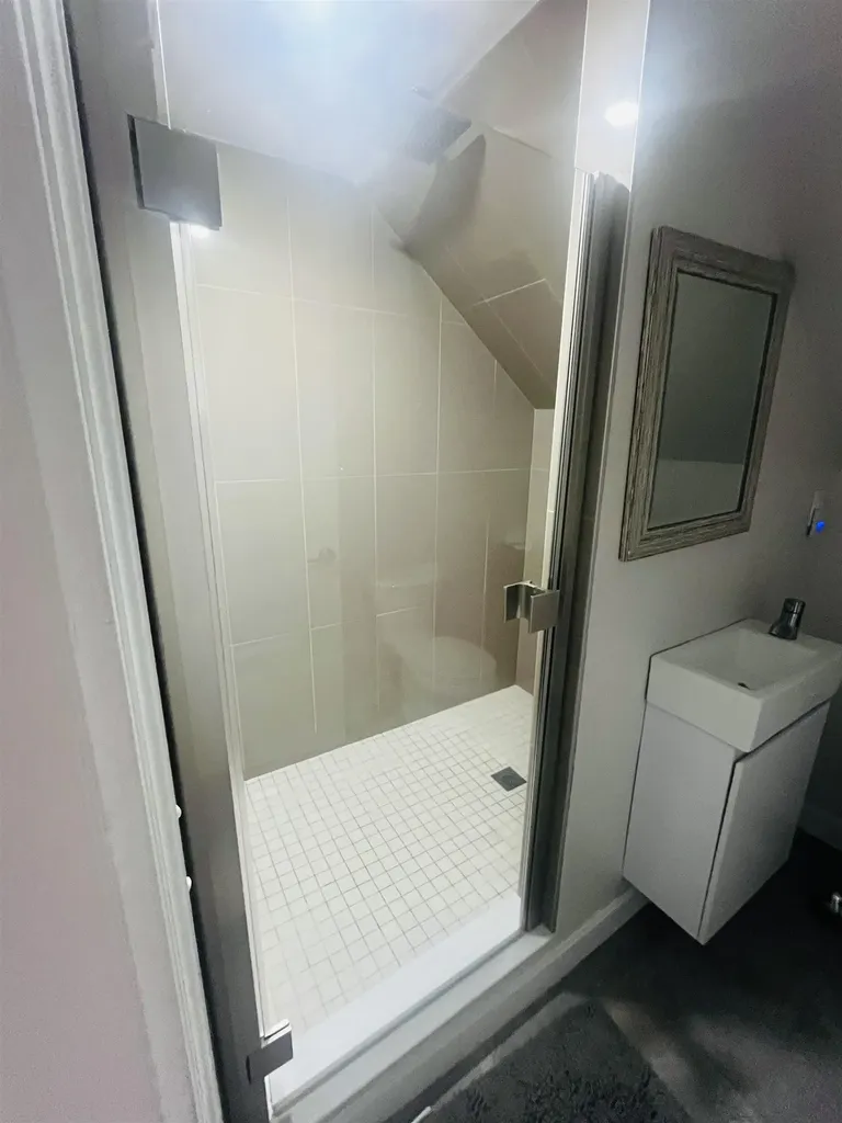 67 Middle Street Manchester NH 03101