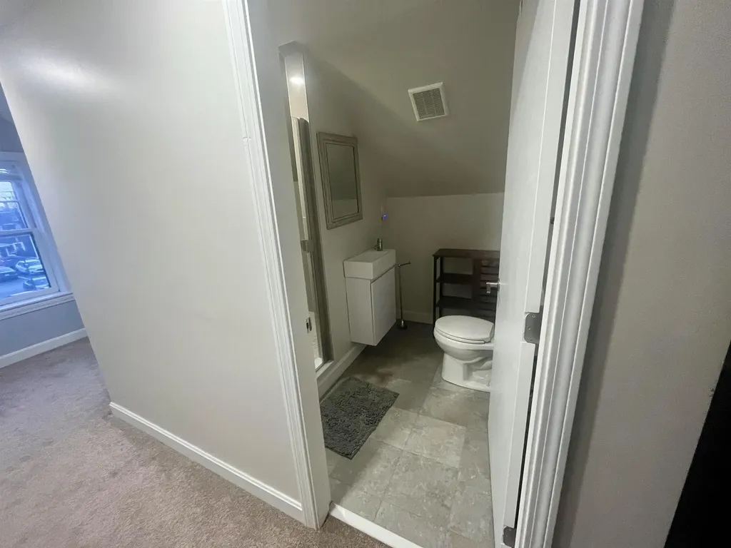 67 Middle Street Manchester NH 03101