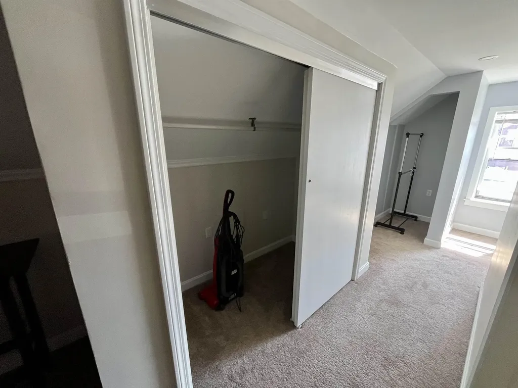 67 Middle Street Manchester NH 03101