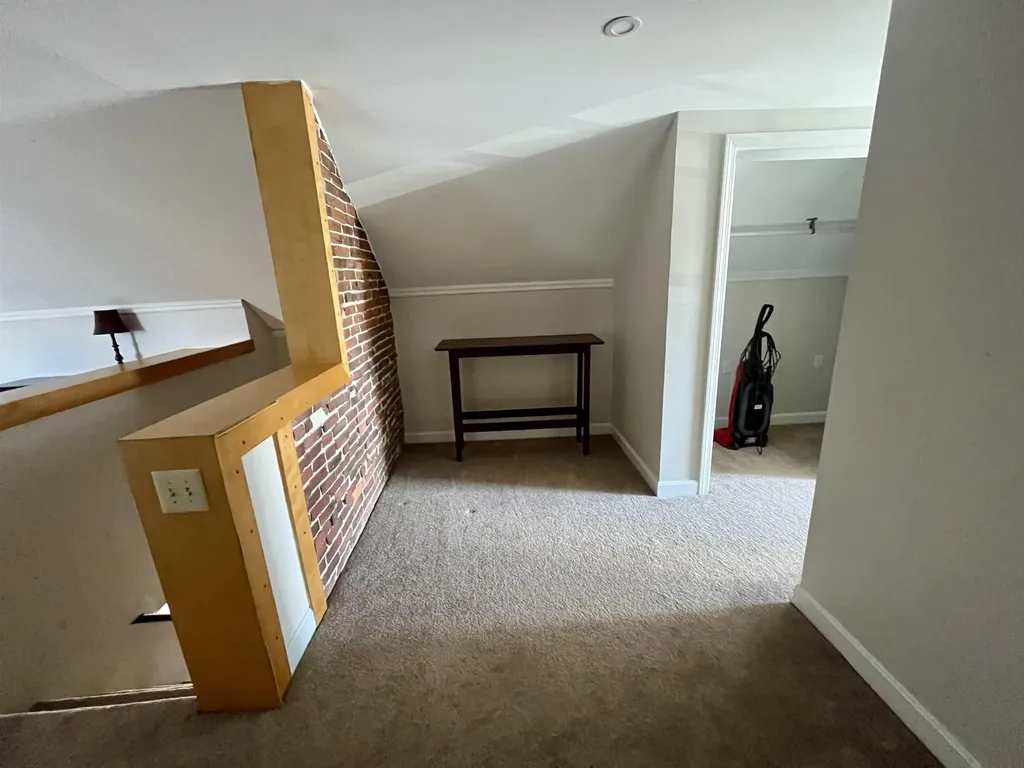 67 Middle Street Manchester NH 03101