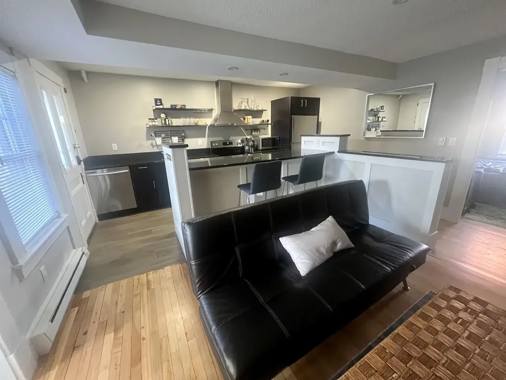 67 Middle Street Manchester NH 03101