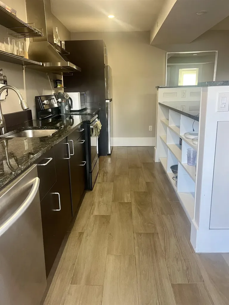 67 Middle Street Manchester NH 03101