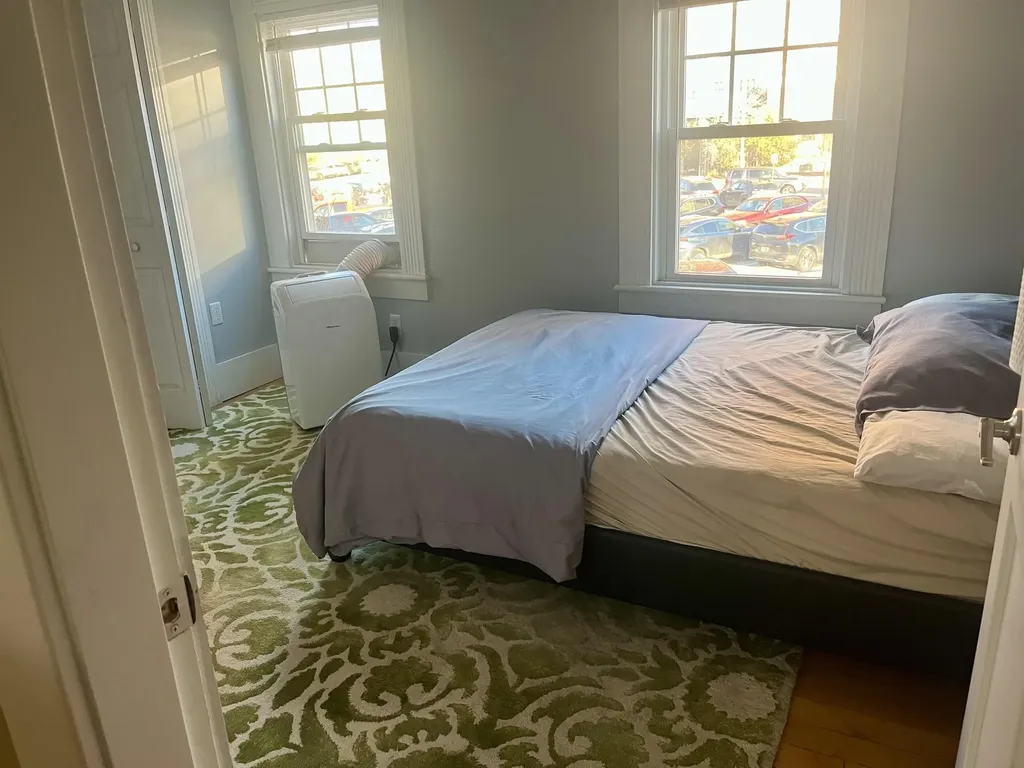 67 Middle Street Manchester NH 03101