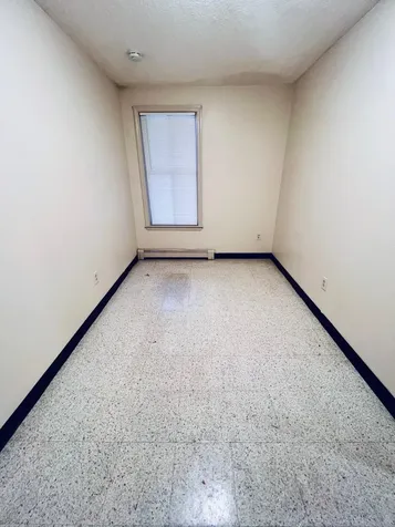 194 Spruce Street Manchester NH 03103