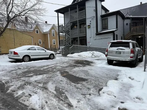 194 Spruce Street Manchester NH 03103