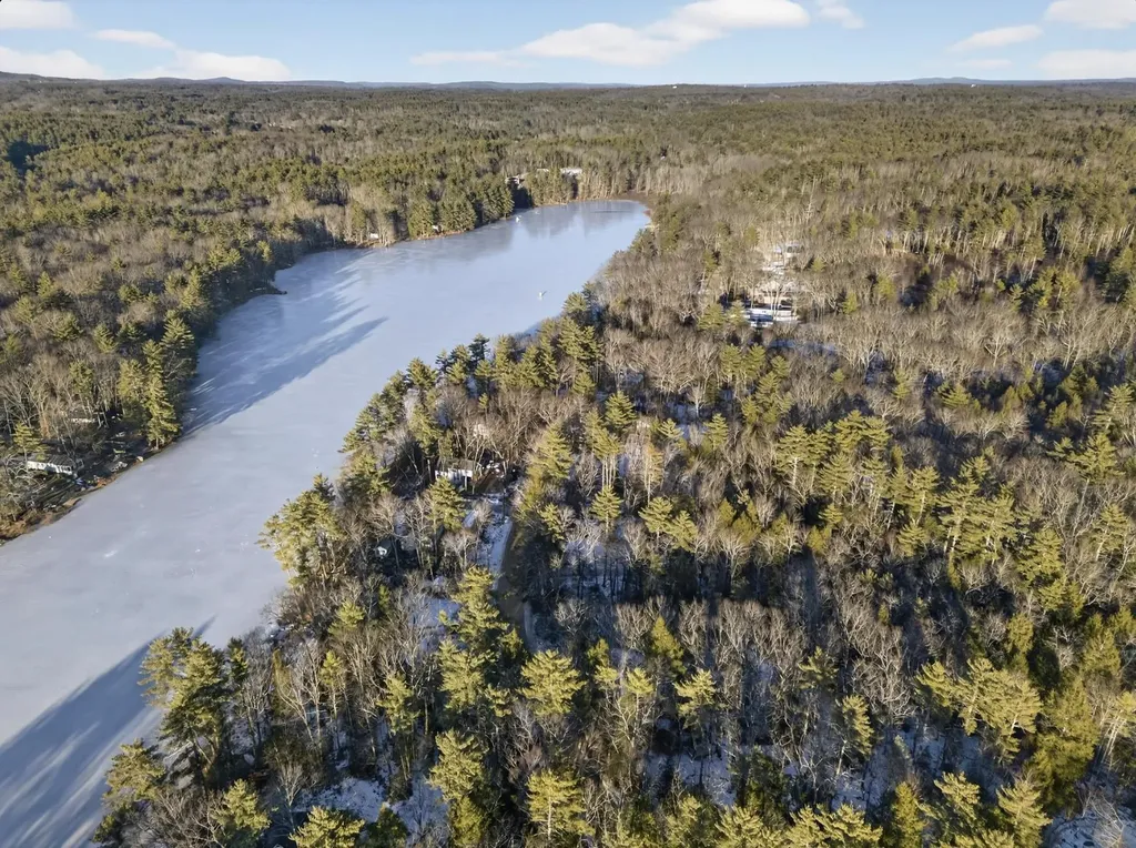 739 Berry River Road Barrington NH 03868