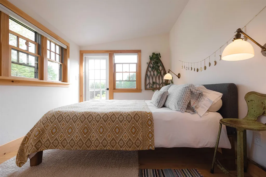 135 Fred Houghton Road Putney VT 05346