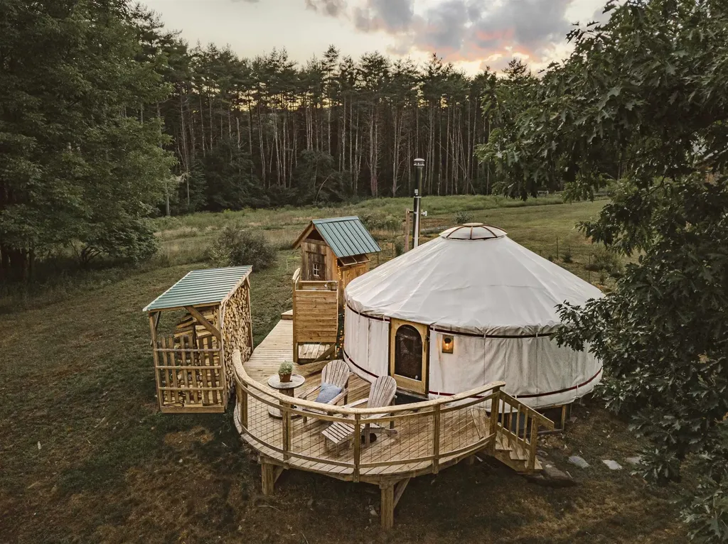 135 Fred Houghton Road Putney VT 05346