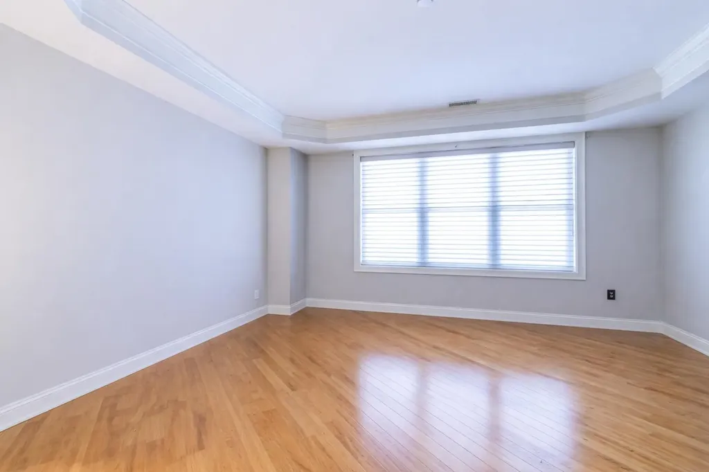 10 Braemoor Woods Road Salem NH 03079