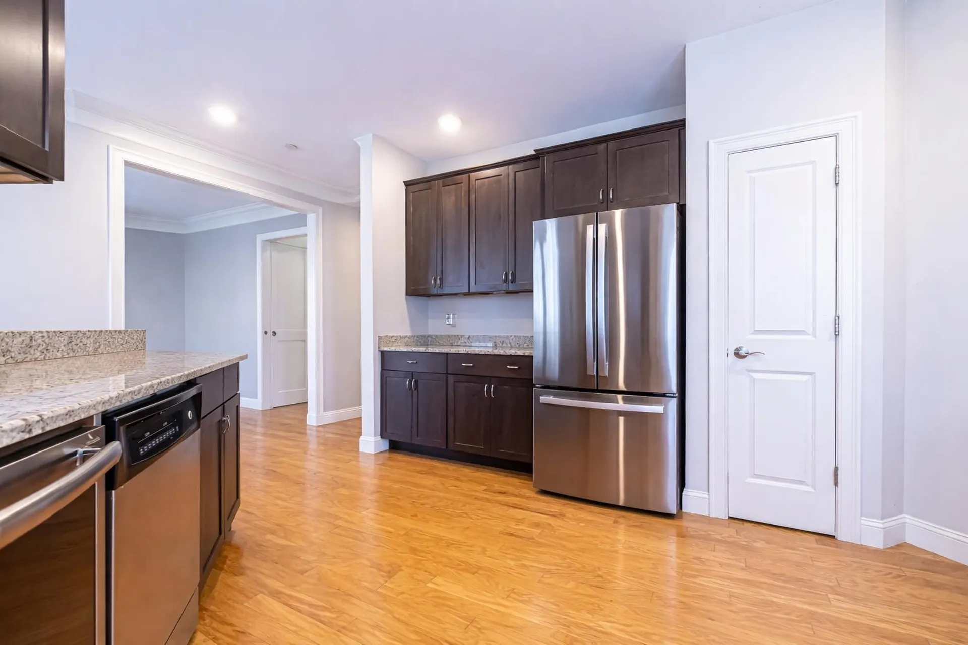 10 Braemoor Woods Road Salem NH 03079