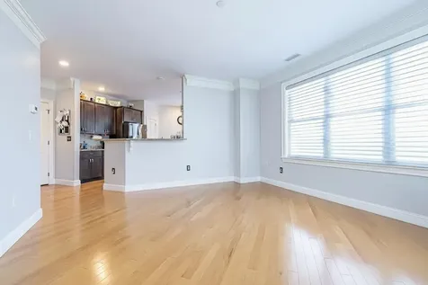 10 Braemoor Woods Road Salem NH 03079