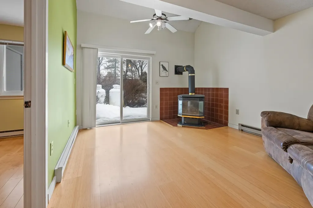 26 Marsten Lane Enfield NH 03748