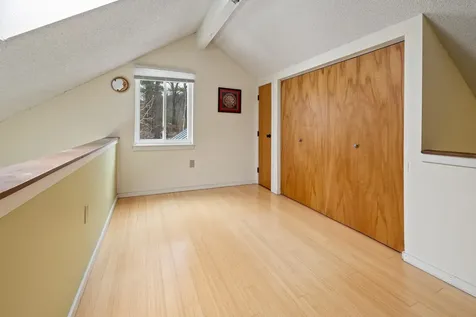 26 Marsten Lane Enfield NH 03748