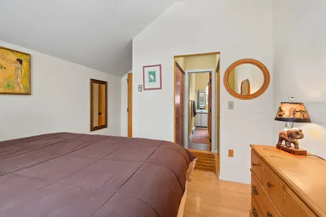 26 Marsten Lane Enfield NH 03748