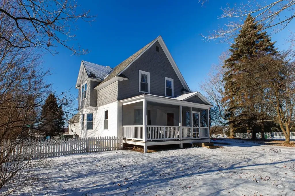 63 Adams School Road Grand Isle VT 05458