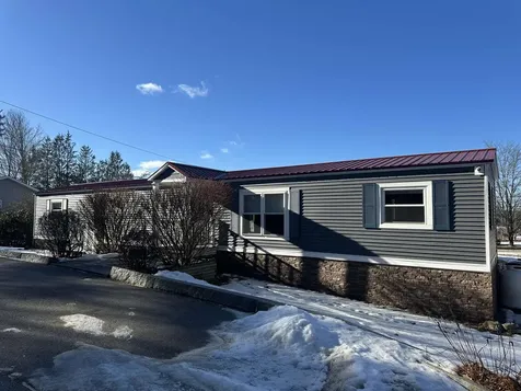 23 Holiday Lane Belmont NH 03220