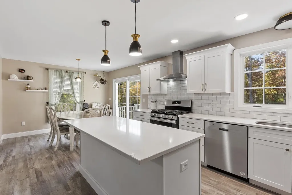 133 Smoke Street Barrington NH 03825