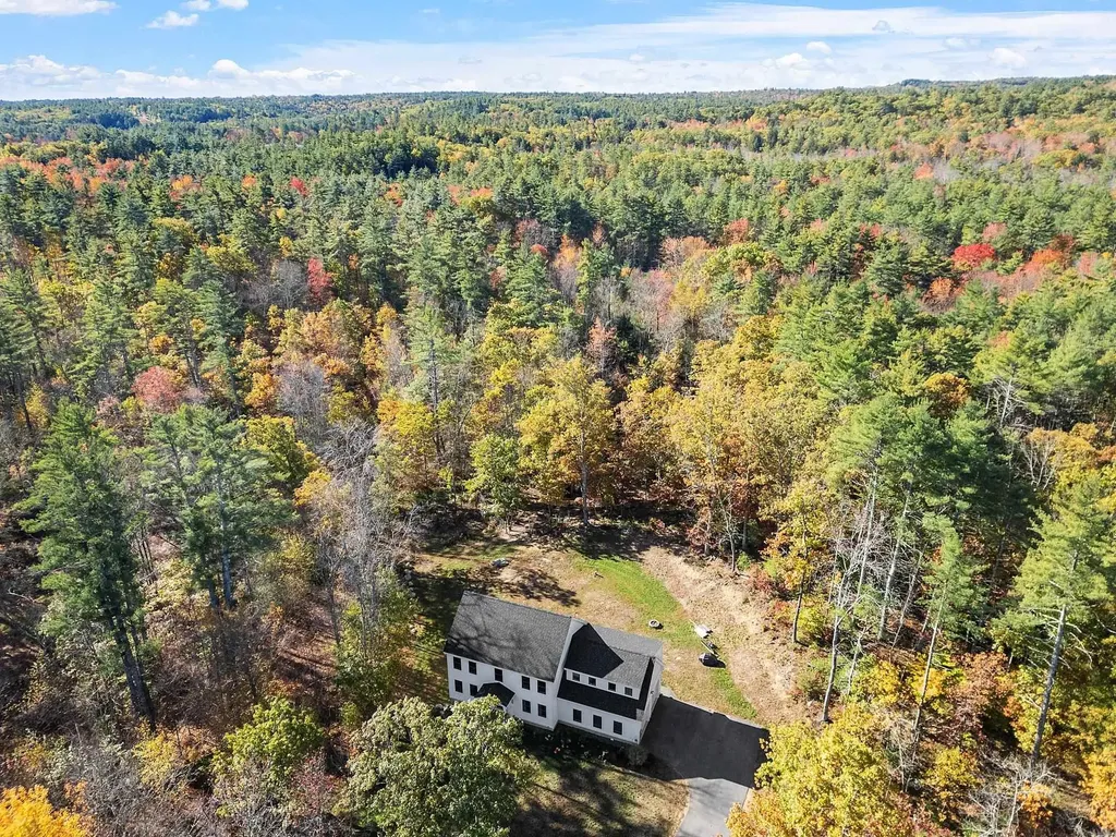 133 Smoke Street Barrington NH 03825