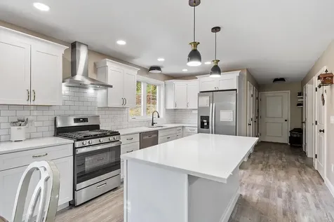 133 Smoke Street Barrington NH 03825