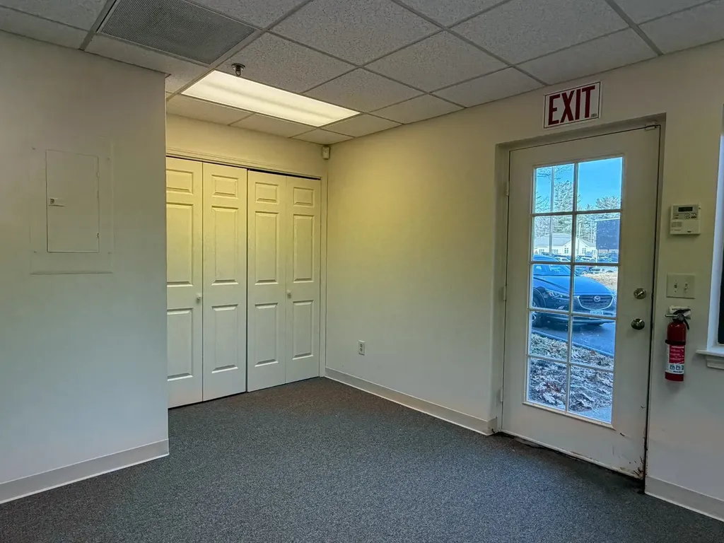 135 Lafayette Road North Hampton NH 03862