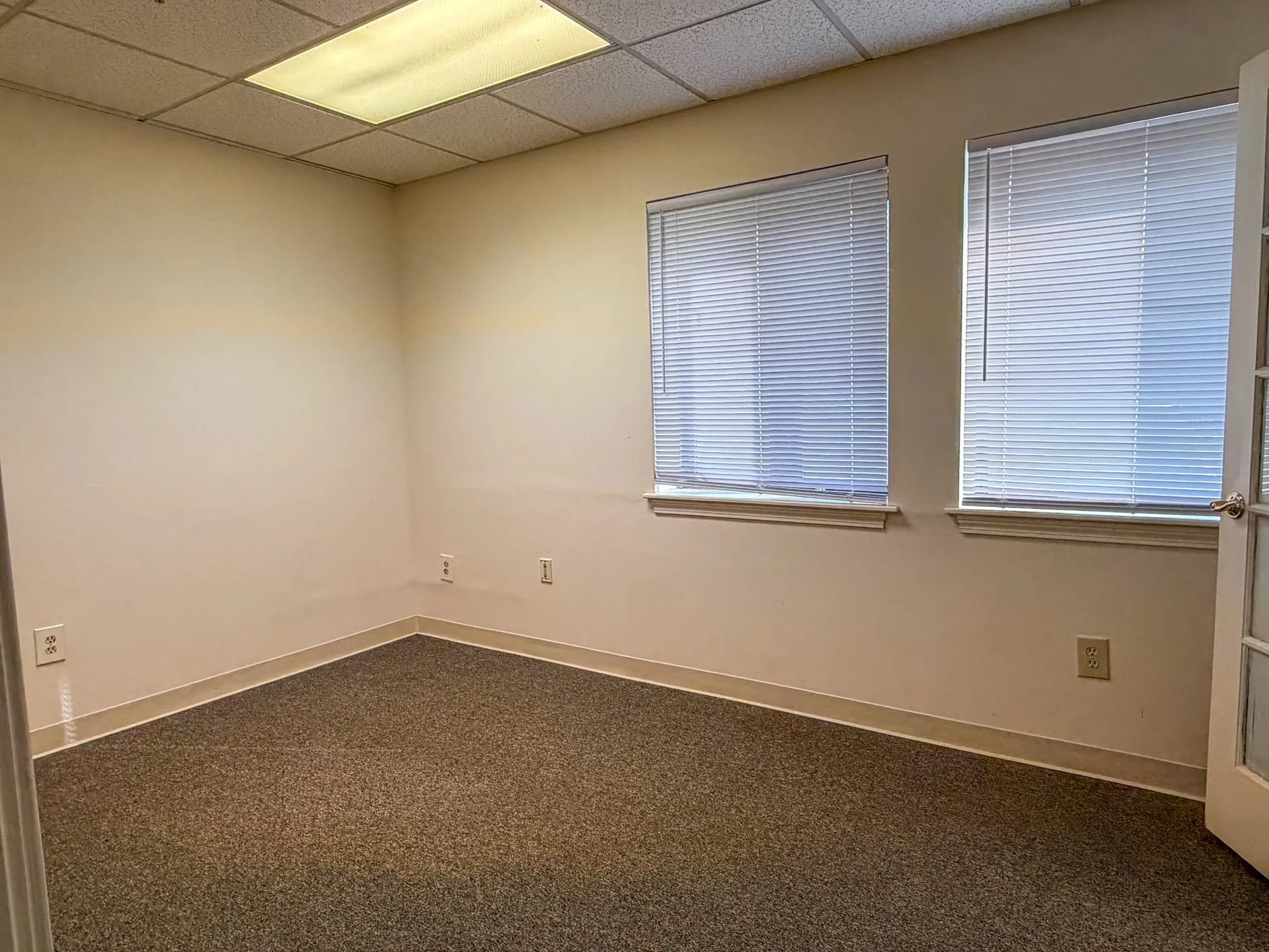 135 Lafayette Road North Hampton NH 03862