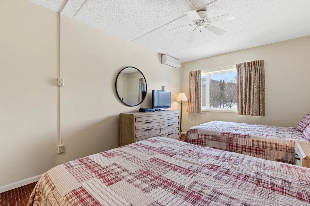 48 Cooper Memorial Drive Lincoln NH 03251