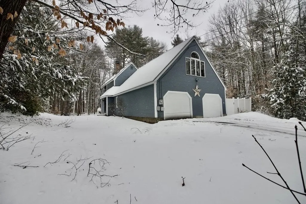 70 Hillside Drive Henniker NH 03242