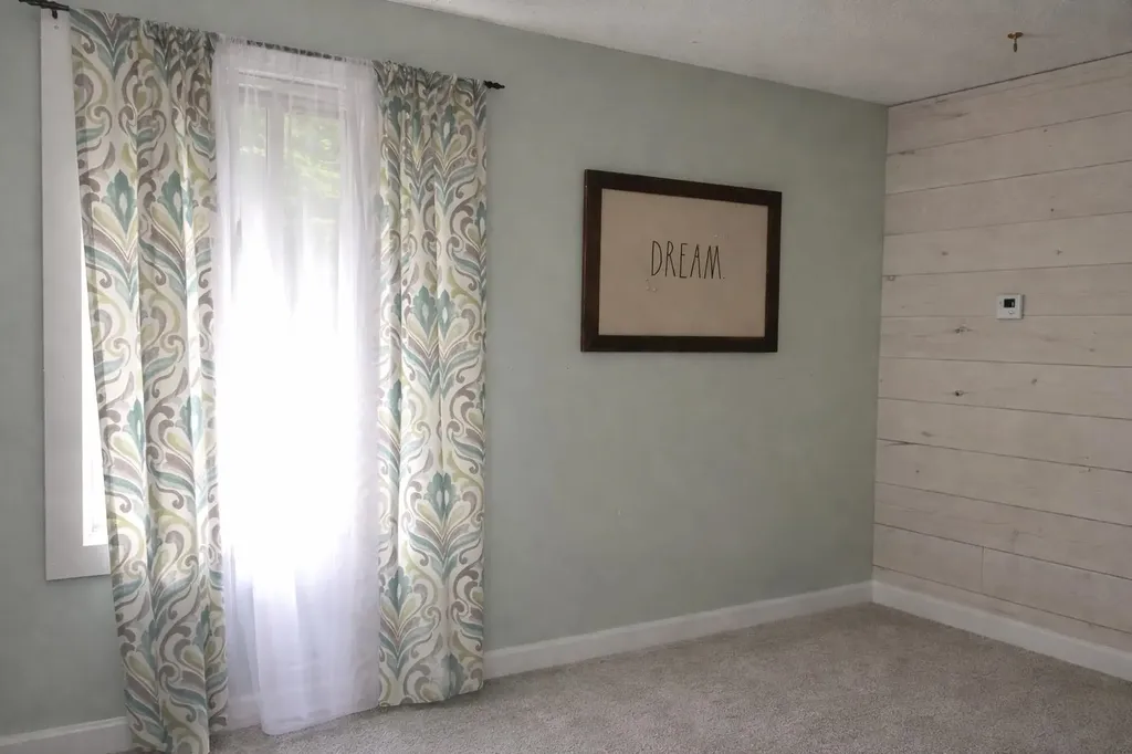 70 Hillside Drive Henniker NH 03242