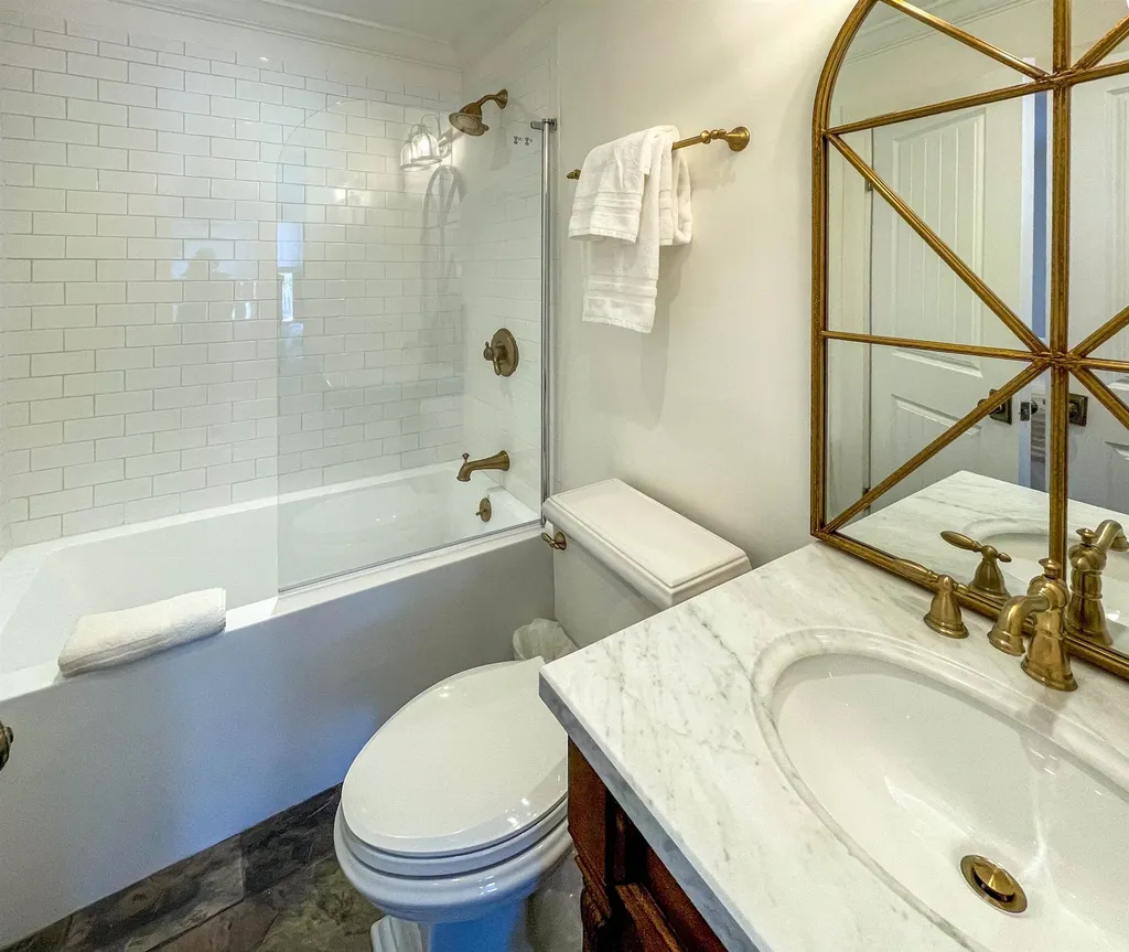 81 White Loop Ludlow VT 05149