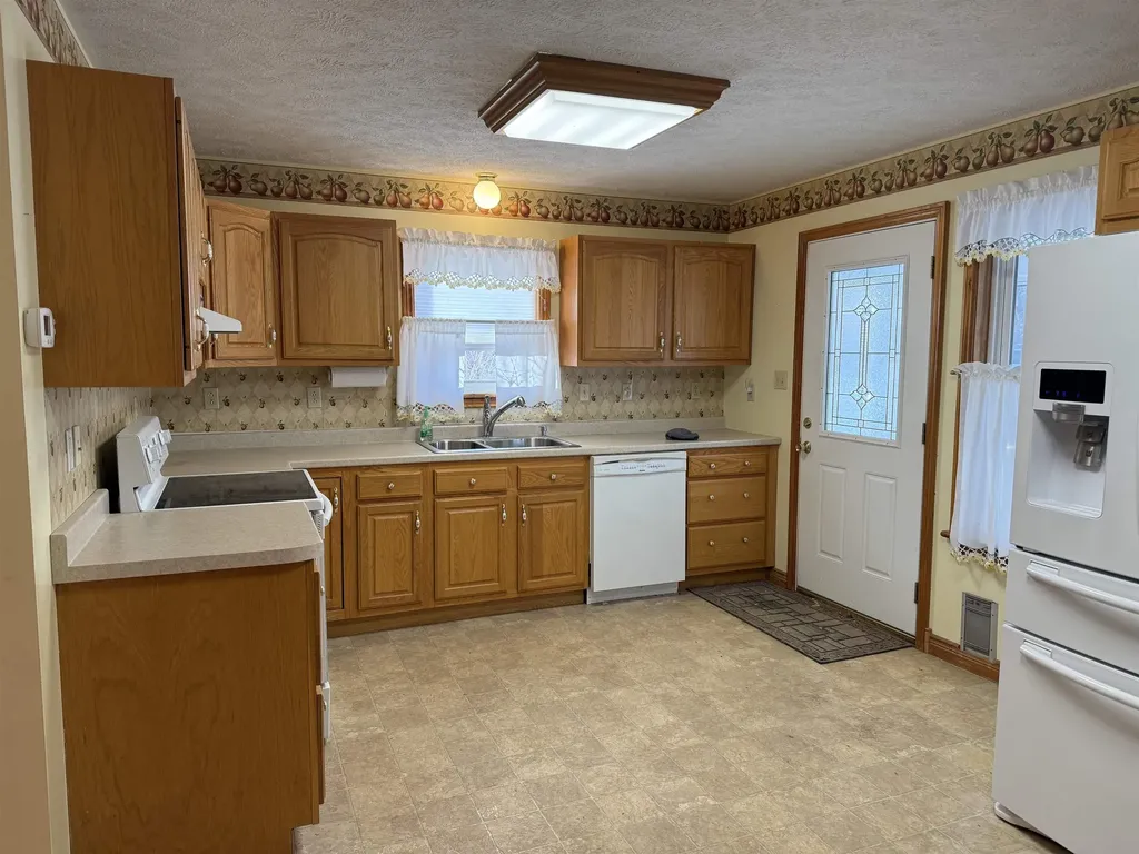 75 Decatur Street Highgate VT 05459