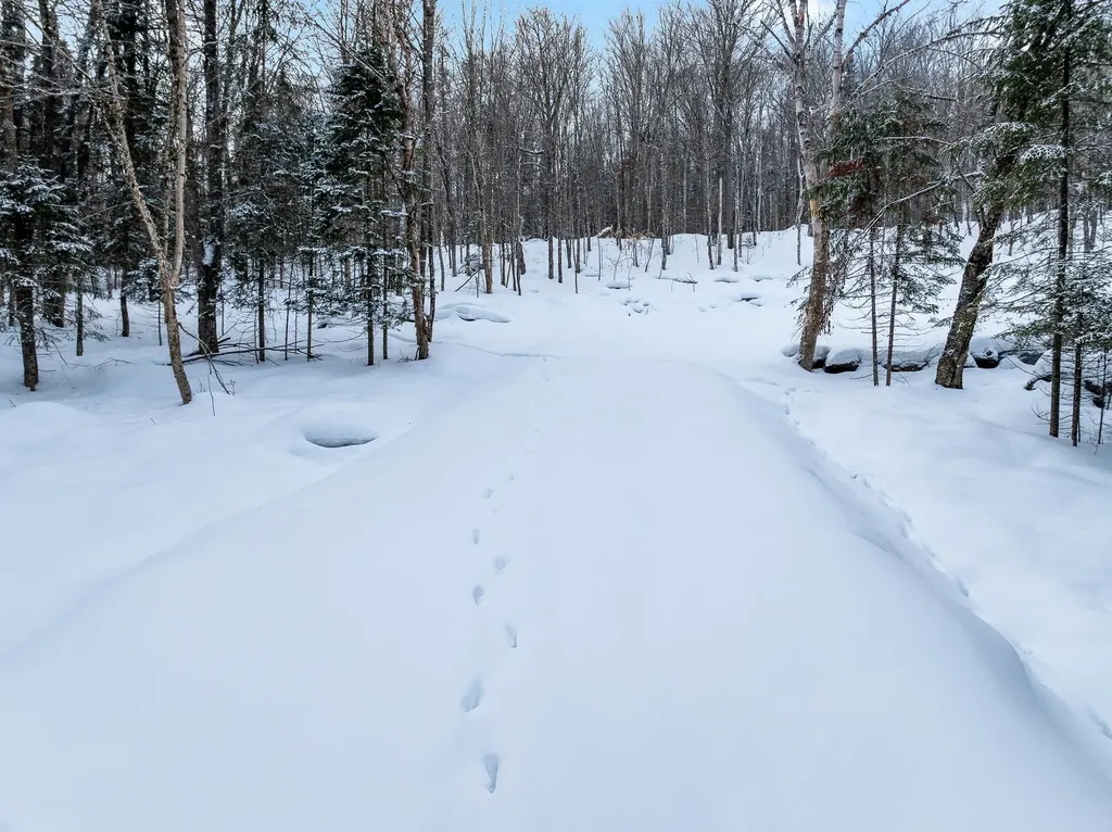 25 Spooner Road Pittsburg NH 03592