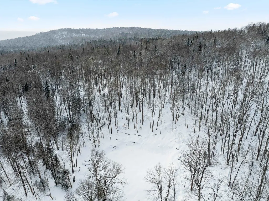 25 Spooner Road Pittsburg NH 03592