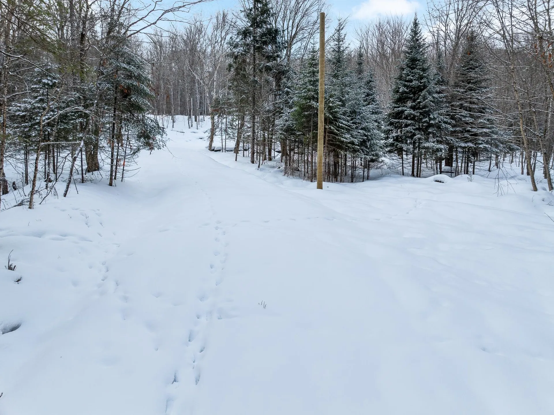 25 Spooner Road Pittsburg NH 03592