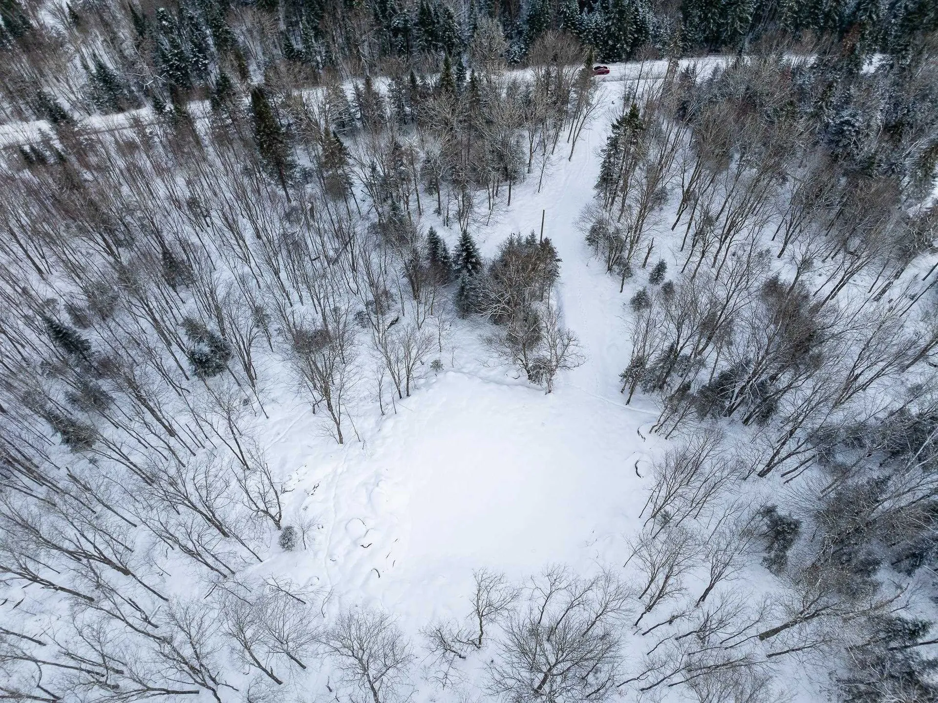 25 Spooner Road Pittsburg NH 03592