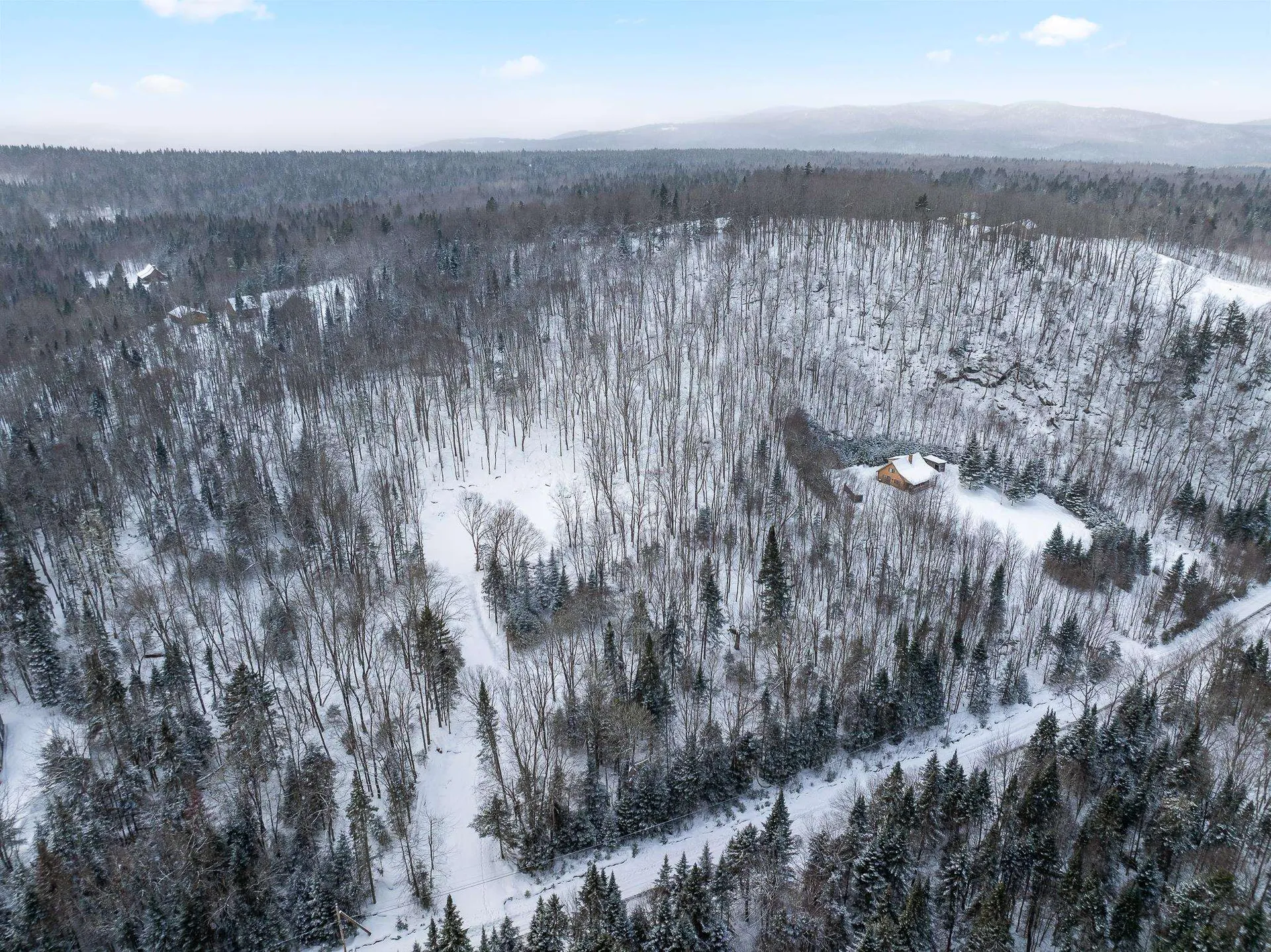 25 Spooner Road Pittsburg NH 03592