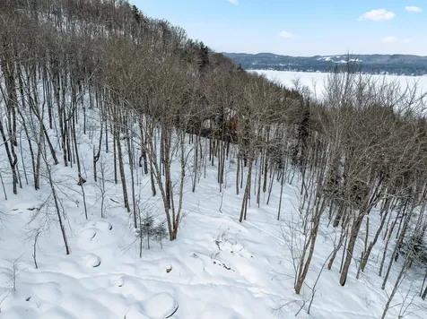 25 Spooner Road Pittsburg NH 03592