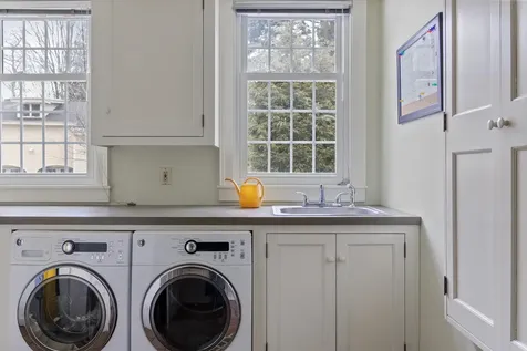 253 Main Street Norwich VT 05055