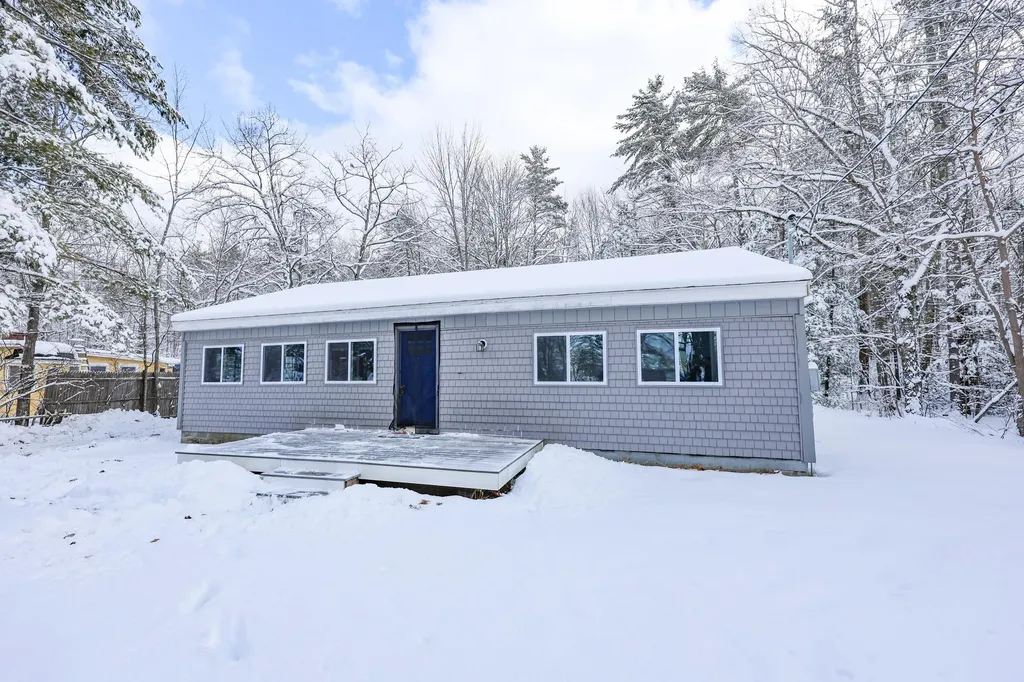 129 Mountain Base Road Goffstown NH 03045