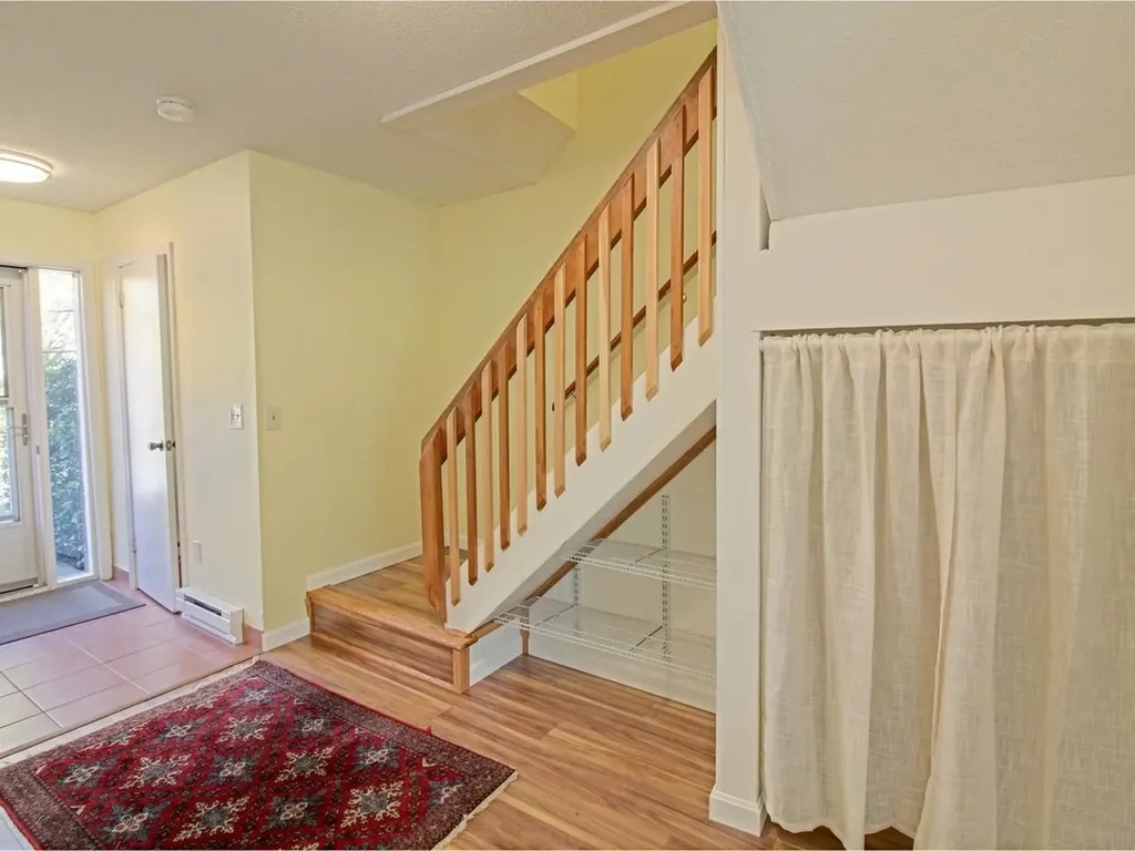 B10 Stonehedge Drive South Burlington VT 05403