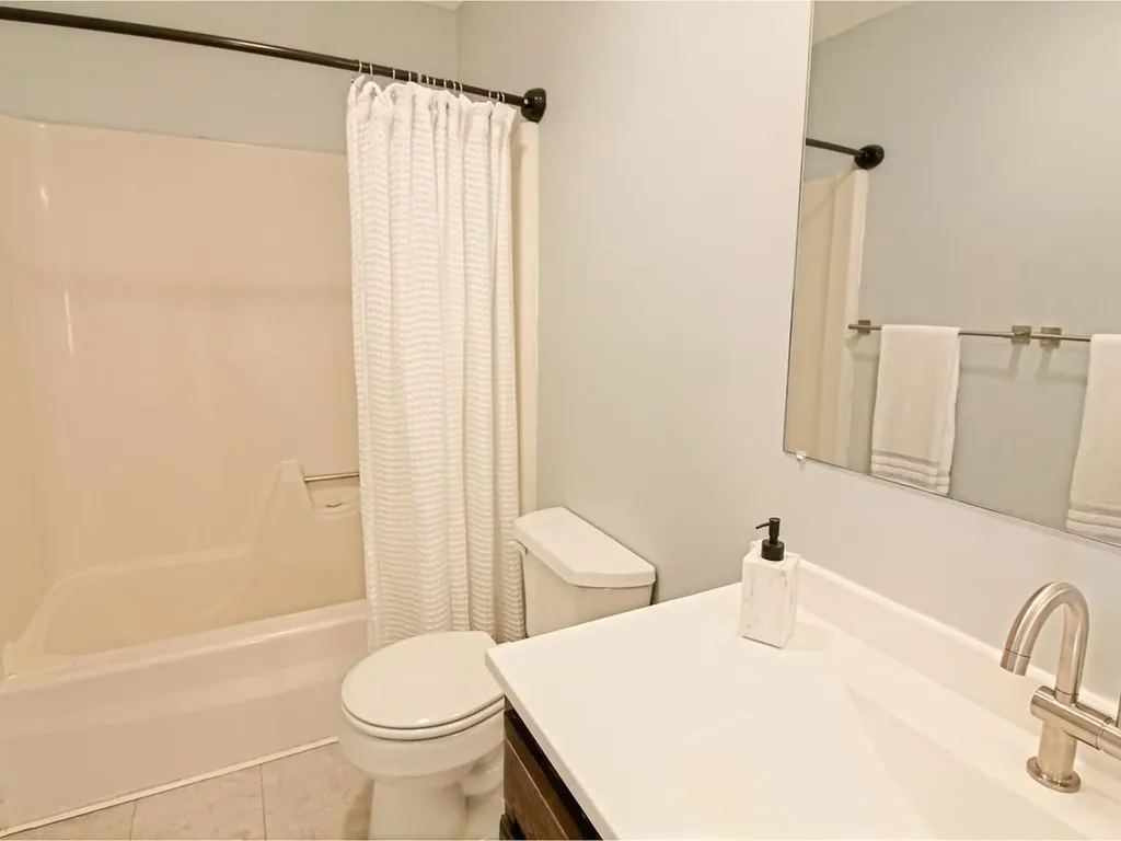 B10 Stonehedge Drive South Burlington VT 05403