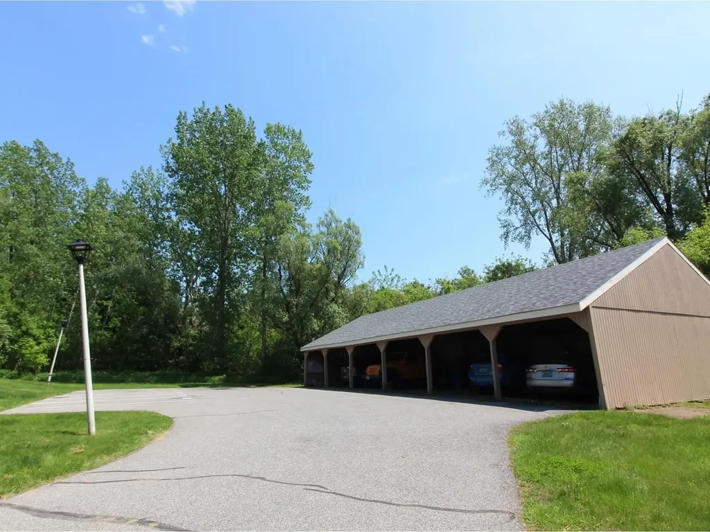 B10 Stonehedge Drive South Burlington VT 05403